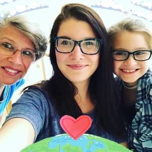 Meet your Posher, Simone